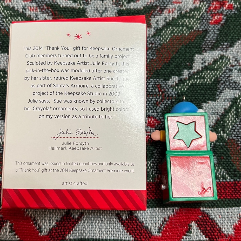 Hallmark A Springy Surprise Member Exclusive 2014 ornament - Picture 3 of 12